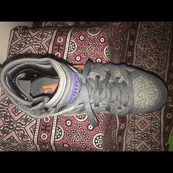 Nike Air Max 2 Strong (EUC) - Picture 6 of 8